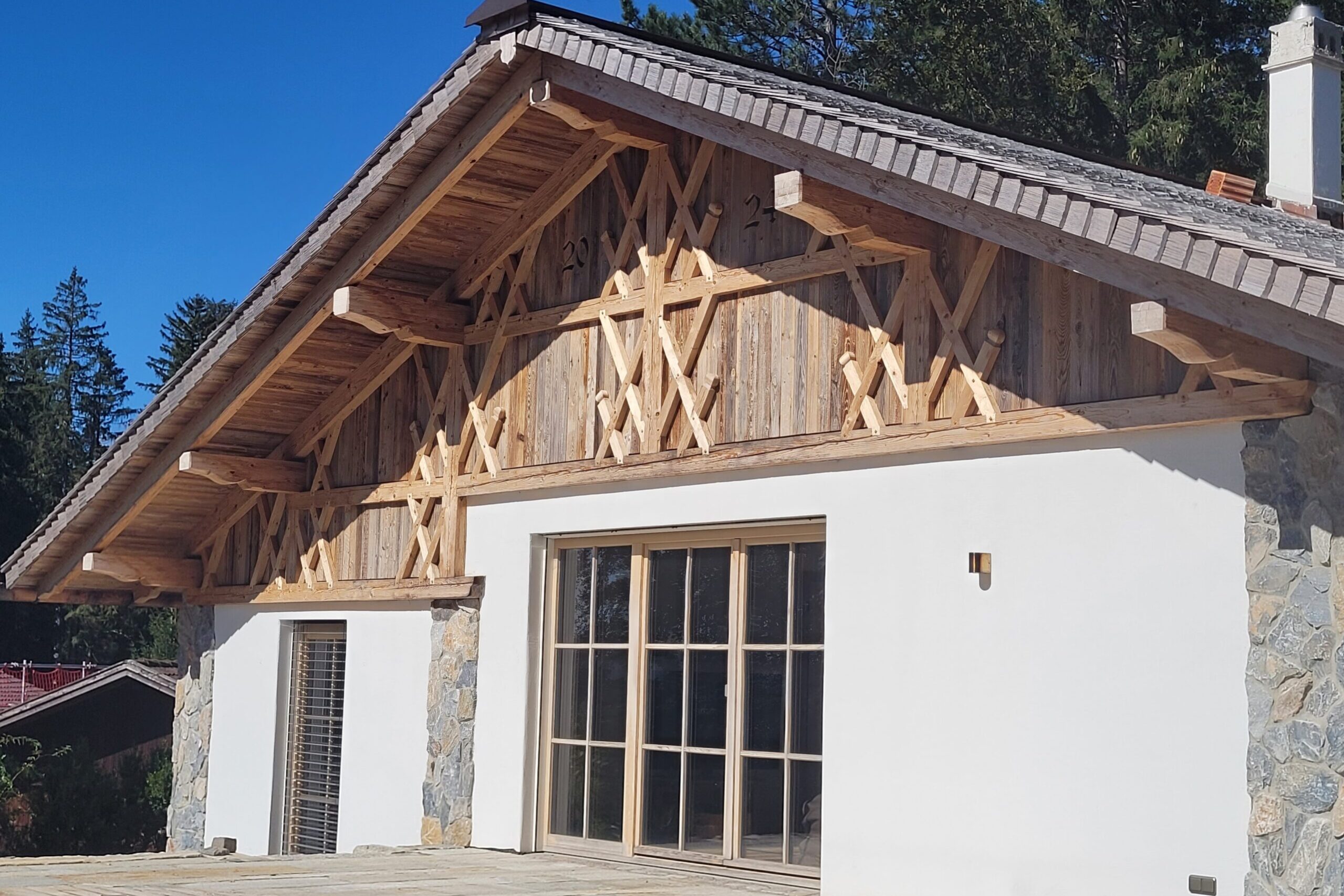 Aus- und Umbau mit Altholz Aus- und Umbau mit Altholz